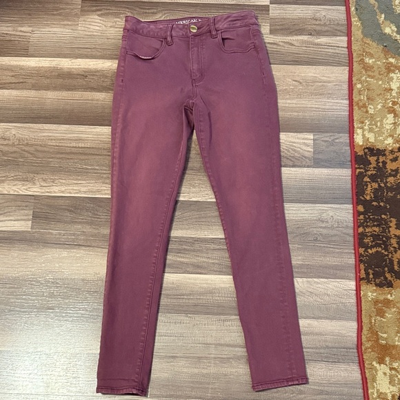 American Eagle Outfitters Women's Maroon high rise jegging size 6 - Picture 1 of 5